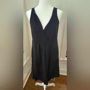 Eileen Fisher. Black Sleeveless Linen Crossfront Dress. Size Petite Small.